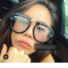 Load image into Gallery viewer, 46838 Foldable Retro Diamond Sunglasses Men Women Fashion Shades UV400 Vintage Glasses