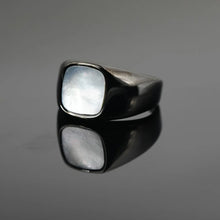 Load image into Gallery viewer, Mens Rings Stainless Steel Square Signet Rings for Men,Pinky Thumb Ring for Dad Father Jewelry Gift for Him,Men's Ring for Biker