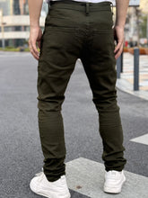 Load image into Gallery viewer, New Men's Denim Pants for 2025 Casual and Versatile Straight Fit with Waist Tuck Available in Multiple Fashionable Colors