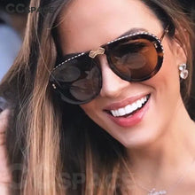 Load image into Gallery viewer, 46838 Foldable Retro Diamond Sunglasses Men Women Fashion Shades UV400 Vintage Glasses