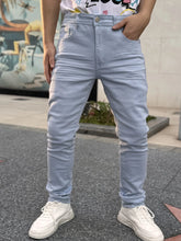 Load image into Gallery viewer, New Men's Denim Pants for 2025 Casual and Versatile Straight Fit with Waist Tuck Available in Multiple Fashionable Colors