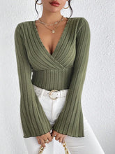 Load image into Gallery viewer, Women's Fall and Winter Long-sleeved Tops, V-neck Sexy Slim Striped Women's Tops, Long-sleeved T-shirt Knitted Bottoming Shirt