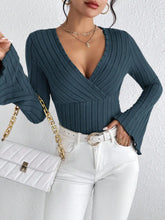 Load image into Gallery viewer, Women's Fall and Winter Long-sleeved Tops, V-neck Sexy Slim Striped Women's Tops, Long-sleeved T-shirt Knitted Bottoming Shirt