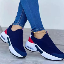 Load image into Gallery viewer, Summer Women Shoes Platform Casual Mesh Breathable Sneakers Female Plus Size Sport Shoes Non-Slip Female Tennis Shoes
