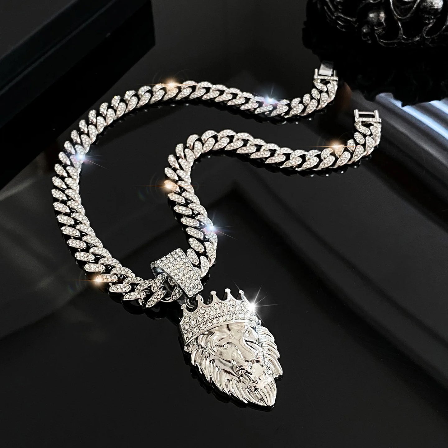 ULJ Hip Hop Bling Lion Reinstones Pendant With 13mm Iced Out Bling Cuban Chain Necklace Jewelry