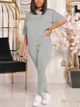 Load image into Gallery viewer, Women&#39;s Casual 2 Piece Outfits 2024 Sweatshirt and Sweatpant Jogger Sets Tracksuits
